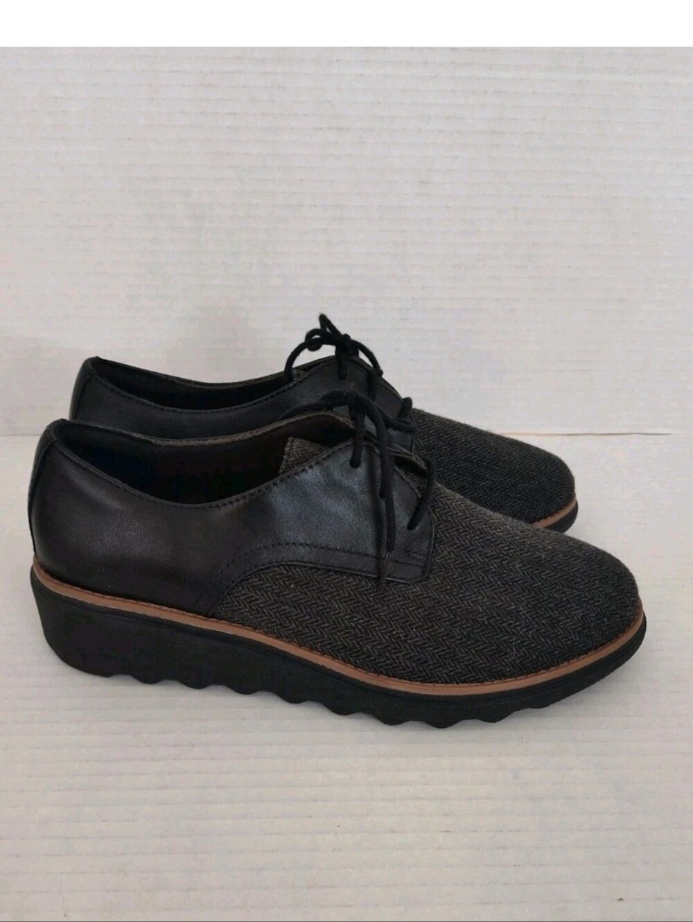 Clarks SHARON RAE Black Fabric & Leather Oxford Shoes Women's 6W Laceup